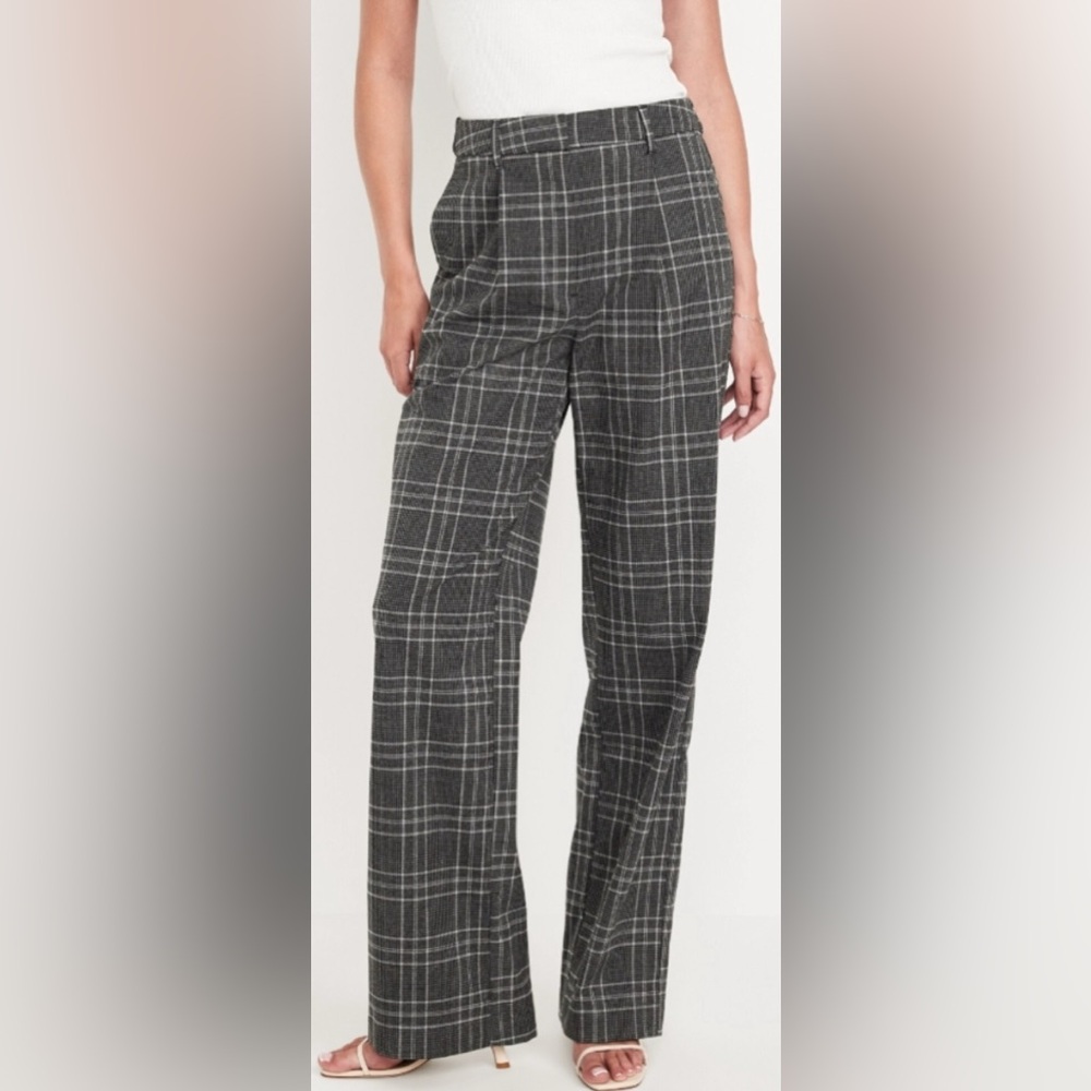Old Navy Taylor Extra High Rise Straight Trouser Petite